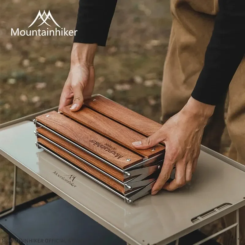 MOUNTAINHIKER Three-tier Rack  - Outdoor Furniture Arhaus recension och pris
