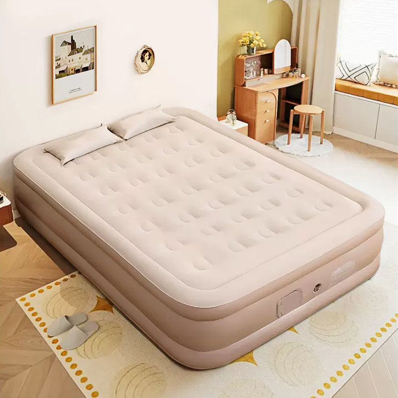 Queen Air Mattress with Built  - Outdoor Furniture Arhaus recension och pris